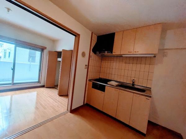 横浜市西区浅間町４丁目のマンション