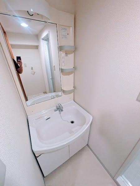 横浜市西区浅間町４丁目のマンション