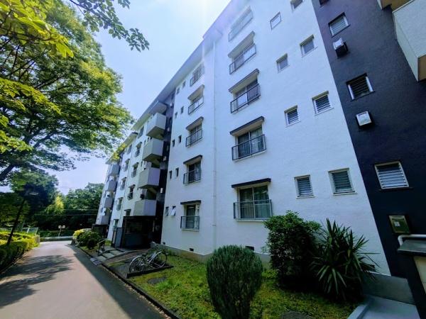 片倉台団地3-8号棟