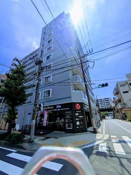横浜市中区初音町１丁目のマンション