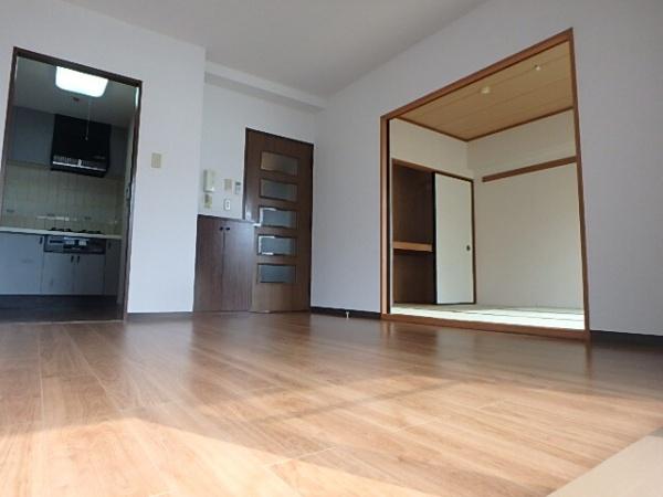 横浜市中区初音町１丁目のマンション