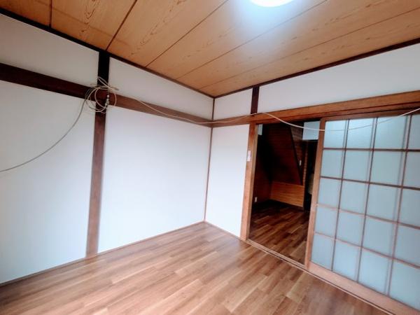 横浜市西区浅間台の貸家