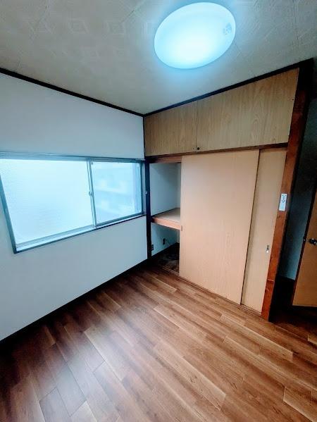 横浜市西区浅間台の貸家