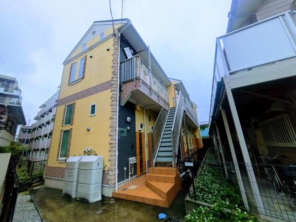 横浜市南区大岡２丁目のアパート