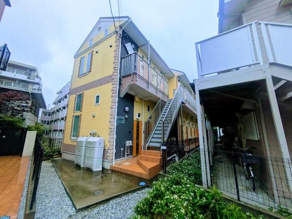 横浜市南区大岡2丁目のアパート