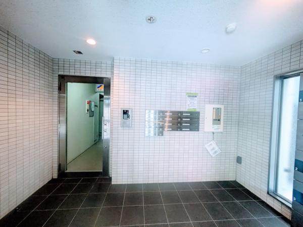 横浜市南区白妙町４丁目のマンション