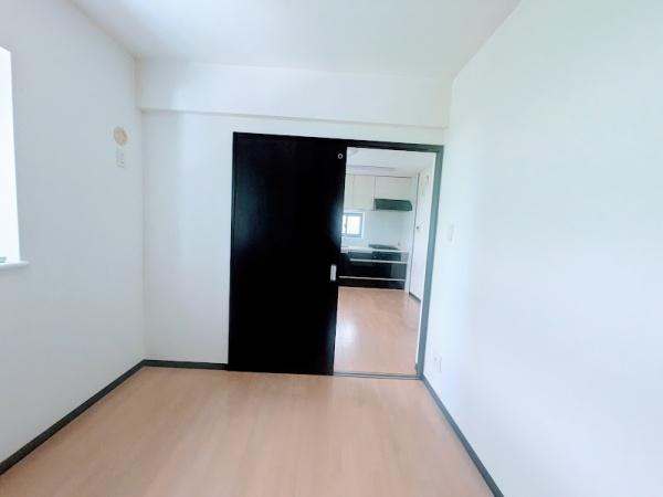 横浜市南区白妙町４丁目のマンション