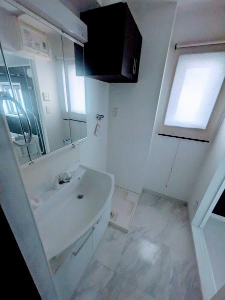 横浜市南区白妙町４丁目のマンション
