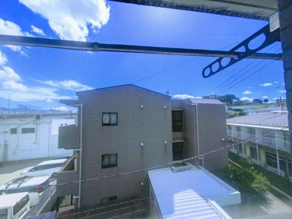 横浜市神奈川区三枚町のマンション