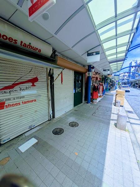 横浜市西区中央２丁目の貸家
