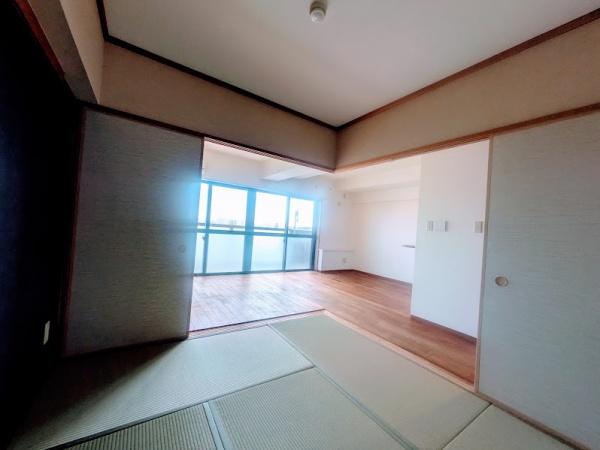 横浜市港南区上永谷３丁目のマンション