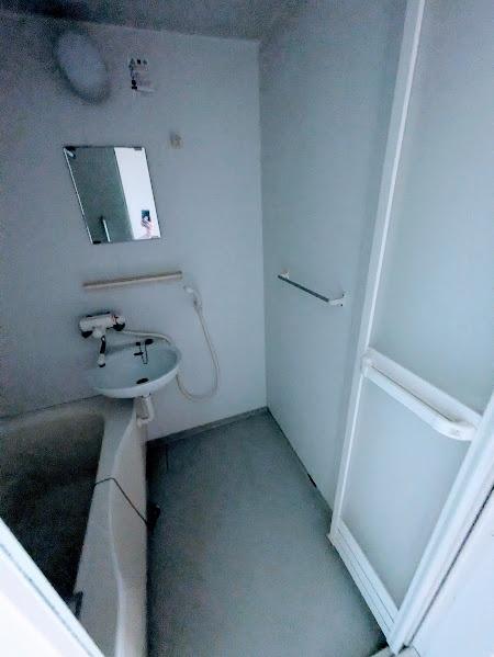 横浜市神奈川区六角橋１丁目のマンション