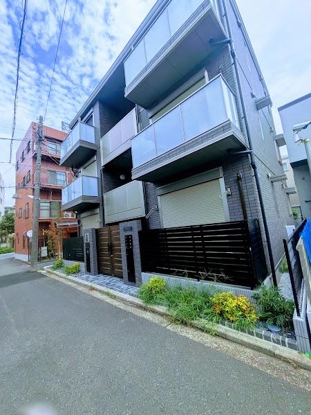 横浜市神奈川区三ツ沢下町のアパート