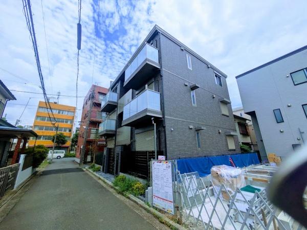 横浜市神奈川区三ツ沢下町のアパート