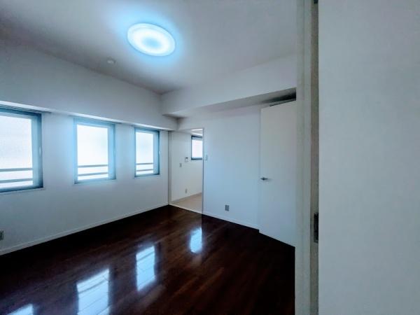 横浜市神奈川区青木町のマンション