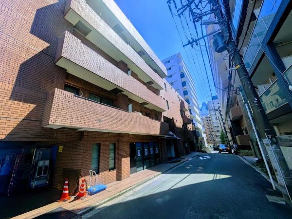 横浜市神奈川区青木町のマンション