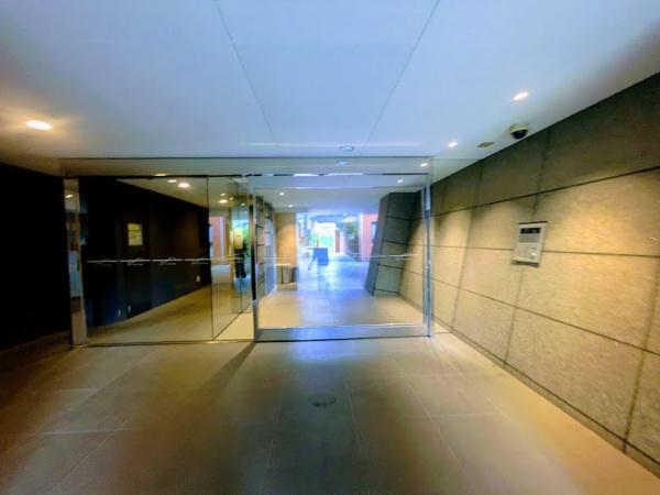 横浜市神奈川区子安通３丁目のテラスハウス