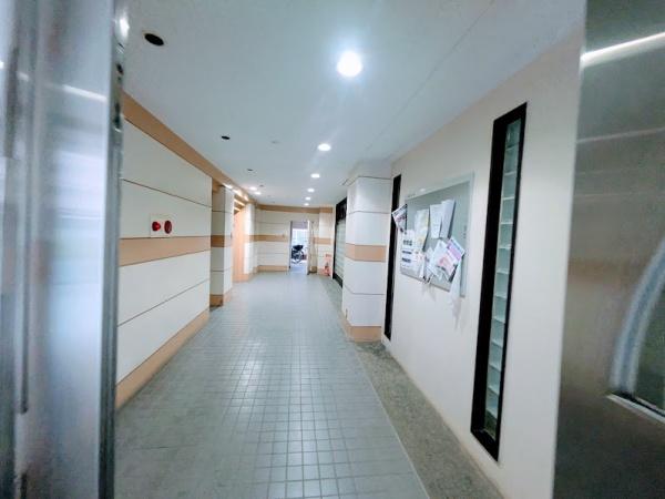 横浜市南区白妙町５丁目のマンション