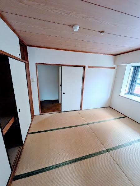 横浜市南区白妙町５丁目のマンション