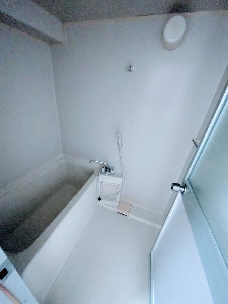 横浜市南区白妙町５丁目のマンション