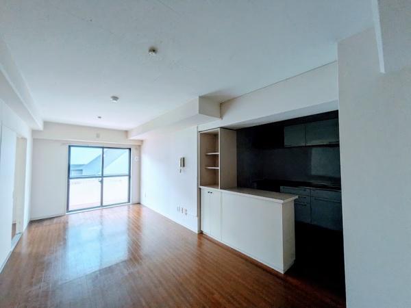 横浜市南区白妙町５丁目のマンション