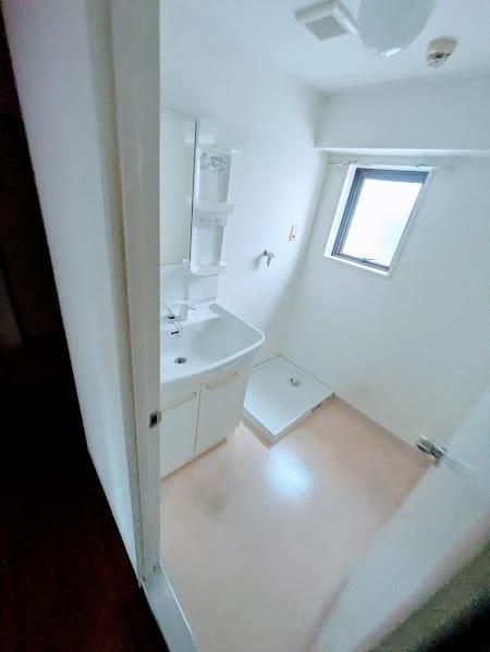 横浜市南区白妙町５丁目のマンション