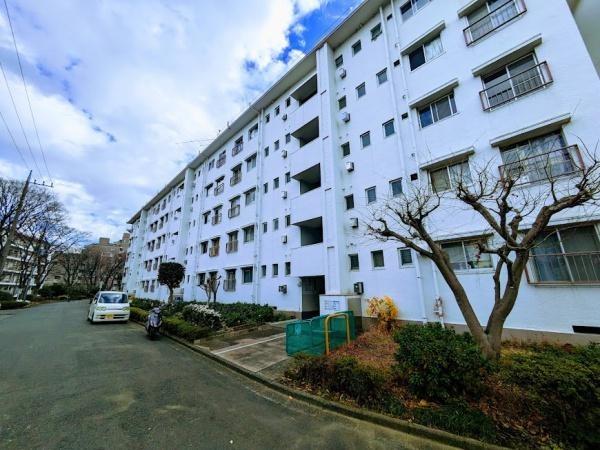 横浜市神奈川区三ツ沢下町のマンション