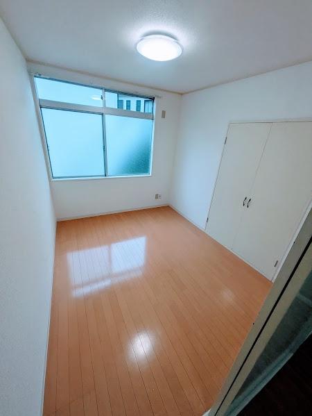 横浜市西区西戸部町１丁目のアパート