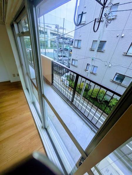 横浜市南区共進町１丁目のマンション