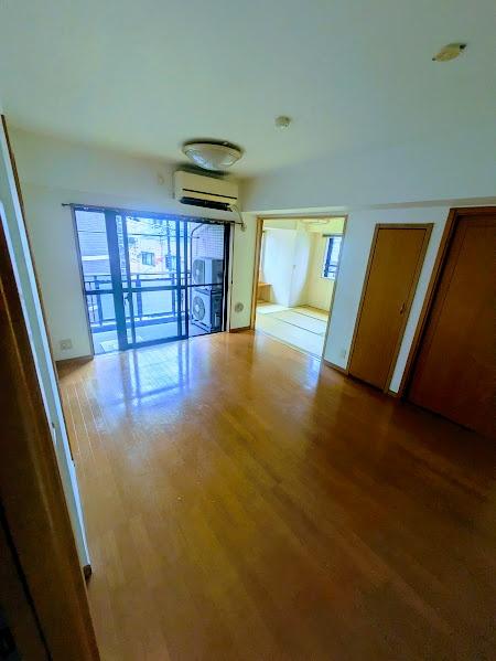 横浜市神奈川区西神奈川１丁目のマンション
