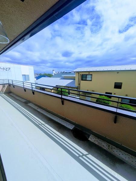 横浜市西区境之谷の貸家