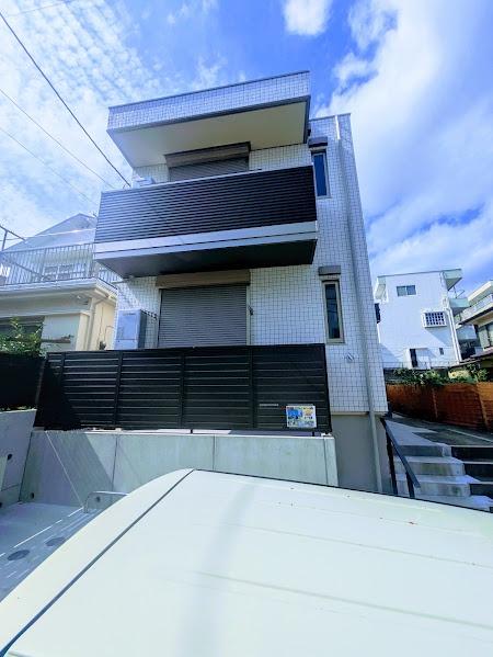 横浜市西区西戸部町2丁目のマンション