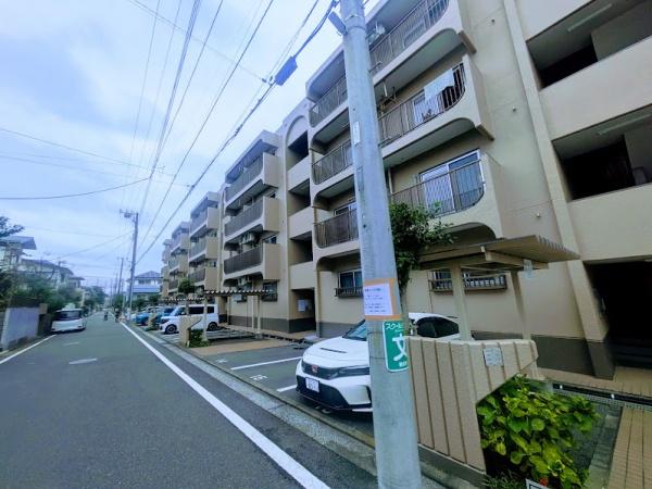 横浜市保土ケ谷区新桜ケ丘1丁目のマンション