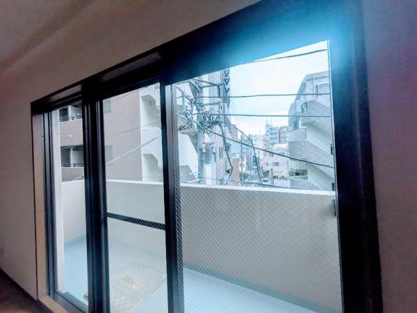 横浜市西区中央２丁目のマンション
