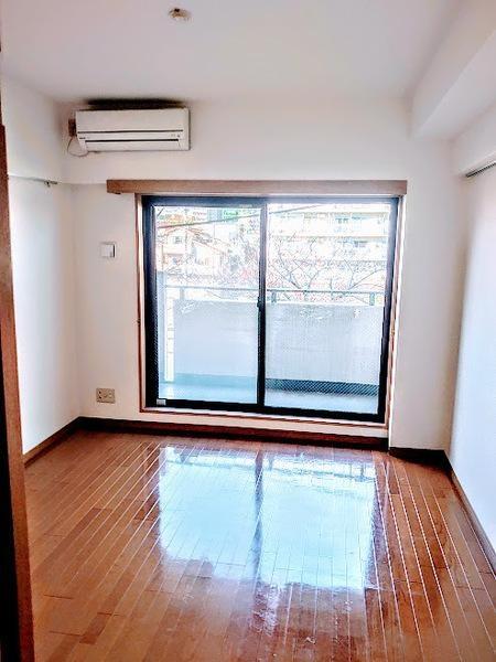 横浜市西区西平沼町のマンション