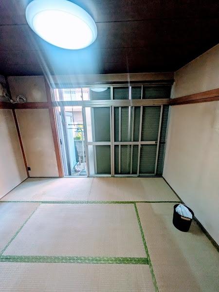横浜市神奈川区六角橋２丁目のアパート