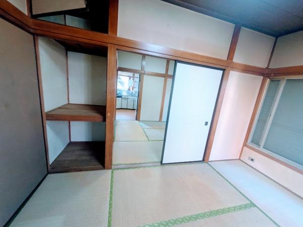 横浜市神奈川区六角橋２丁目のアパート
