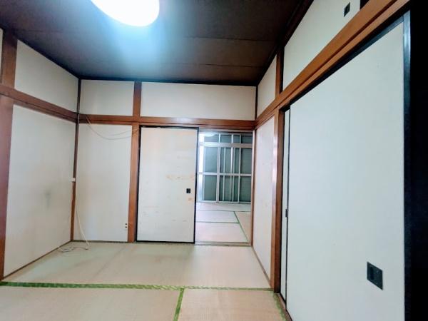 横浜市神奈川区六角橋２丁目のアパート