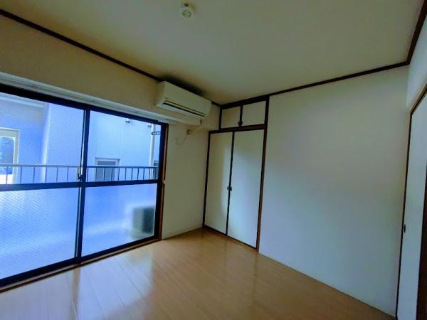 横浜市中区麦田町２丁目のマンション