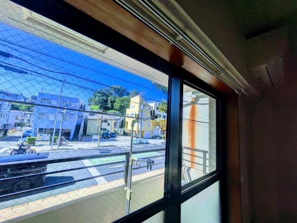 横浜市中区麦田町２丁目のマンション