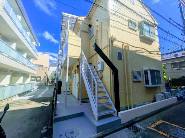 横浜市保土ケ谷区西久保町のアパート