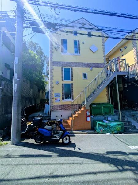 横浜市鶴見区東寺尾１丁目の事務所
