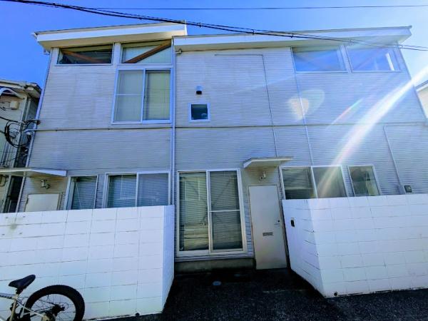横浜市神奈川区入江１丁目のテラスハウス