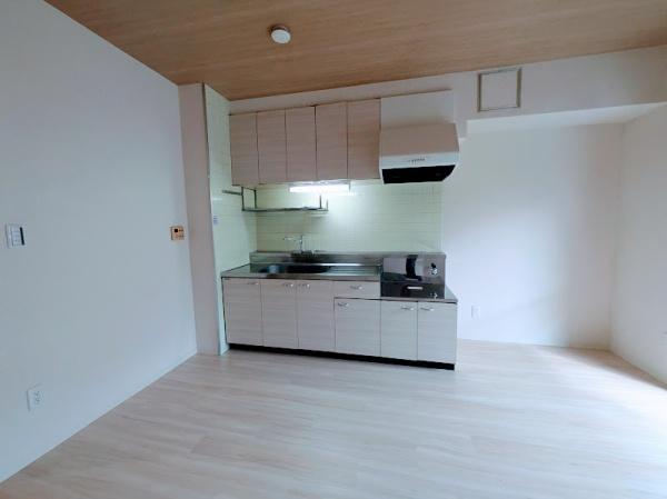 横浜市南区永田東２丁目のマンション