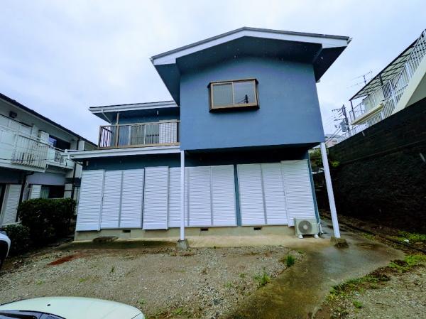 横浜市神奈川区白幡西町の貸家
