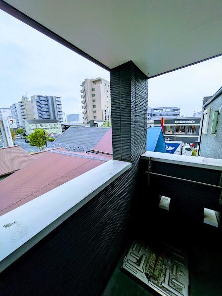 横浜市神奈川区子安通２丁目のアパート