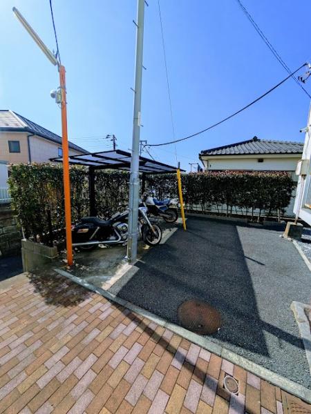 横浜市神奈川区神大寺２丁目のマンション