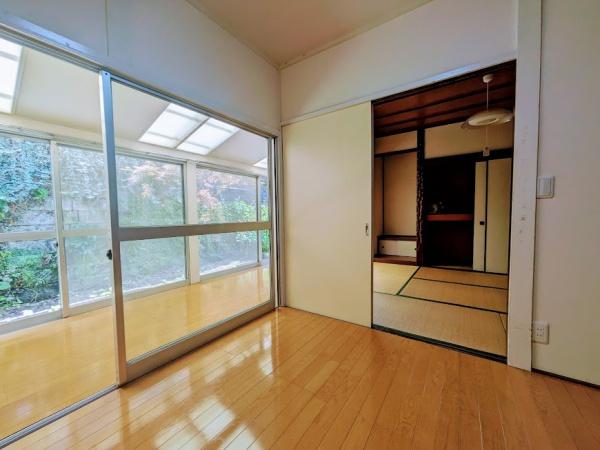 横浜市西区御所山町の貸家