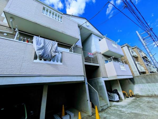 横浜市神奈川区斎藤分町のアパート