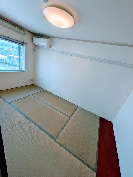 横浜市神奈川区三枚町のアパート
